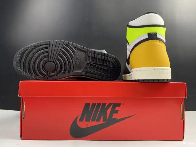 Cheap TB OG AIR 1 'VOLT HIGH GOLD' RETRO 555088-118 JORDAN 0506
